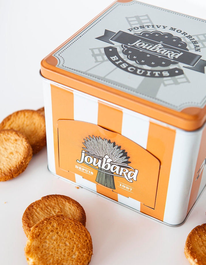 Joubard biscuit tin