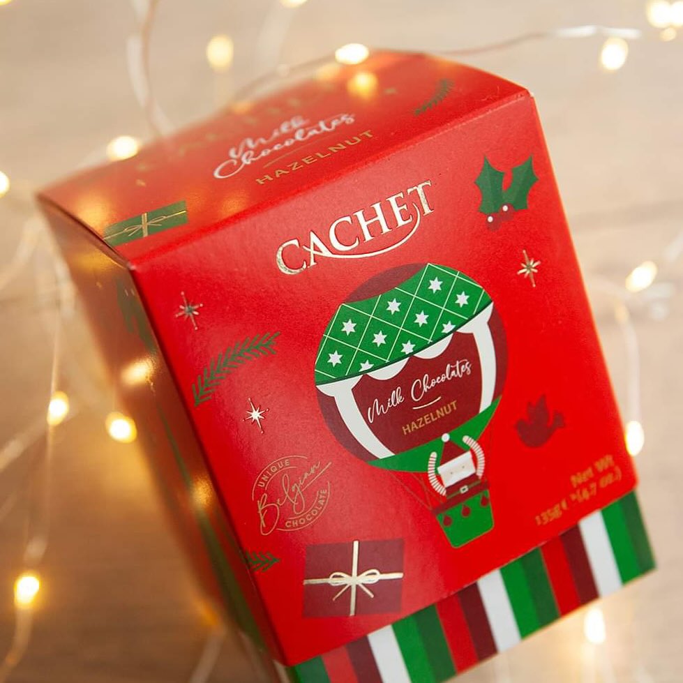 Cachet Christmas milk chocolates hazelnut cube box